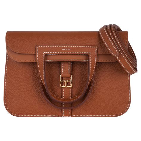 hermes crossbody clemence|clemence halzan 25 crossbody bag.